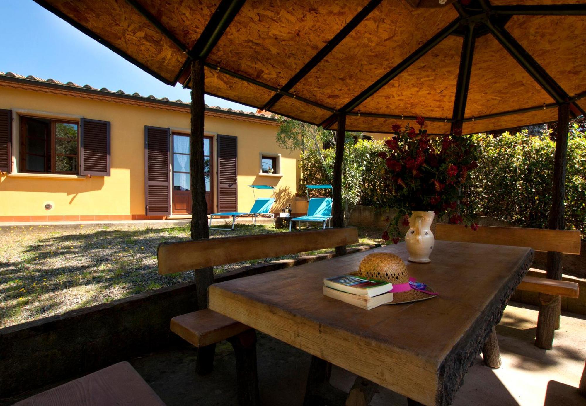 Agriturismo I Cerroni Montescudaio Exteriér fotografie